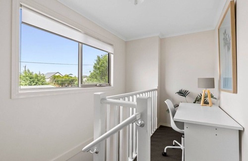 Geelong West House | West Addis I Longer Stays Welcome