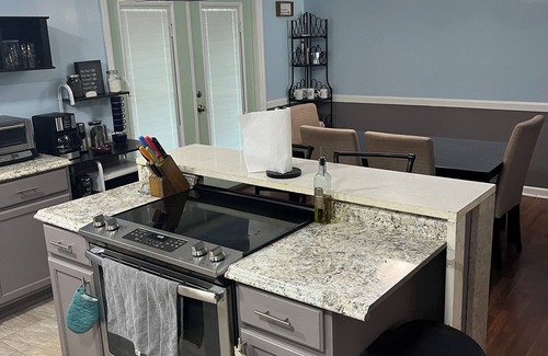 West Ashley House | West Ashley vacation home 11 minutes from Port of Charleston Cruise Terminal