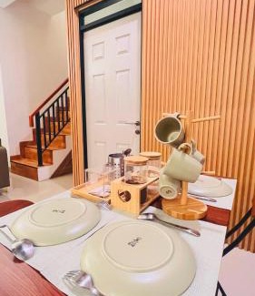 Ngamprah House | West Castle @ 5 Minutes to KCIC Padalarang