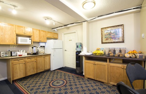Drayton Valley Hotel | West Country Inn