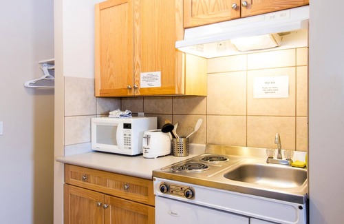 Drayton Valley Hotel | West Country Inn