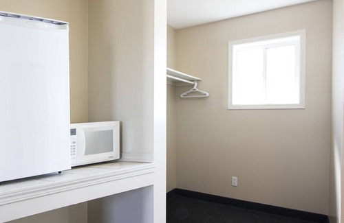 Drayton Valley Hotel | West Country Inn