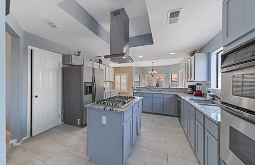El Paso House | West El Paso Poolside Oasis - Fully Renovated with Heated Pool