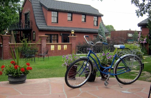 Cody Hotel | Western Charm Awaits in this Cozy Room w/Complimentary Breakfast