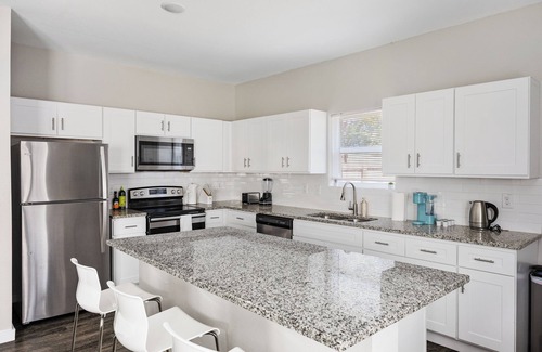 Dallas House | Western Chic Getaway