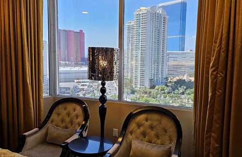 Las Vegas Apartment | Westgate Resort and Casino with all the amenities near the Grand Prix