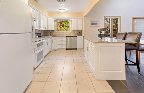Remsenburg Cottage | Westhampton Cottage