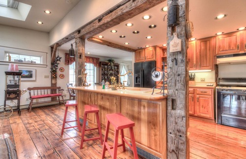 Weston House | Weston Gem - 16m to Okemo Hottub Gameroom Office