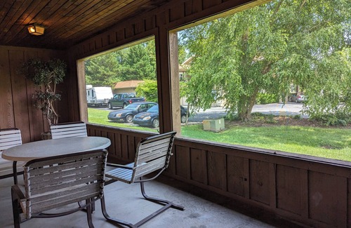 Sevierville Condo | Westover Park Condo 108 - A quiet getaway on your way to the Great Smoky Mtns
