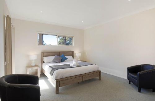 Eden House | Whale Cove Circuit