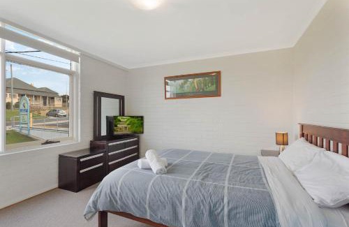 Eden Apartment | Whalevue - Unit 2