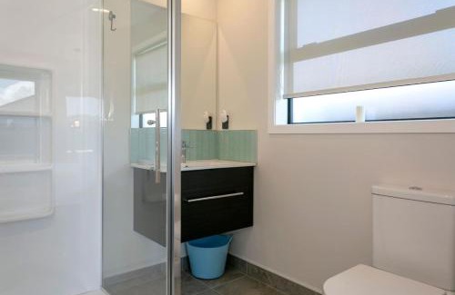 Wharewaka House | Wharewaka Escape, Modern 3BR Family Home Near Lake and Shops