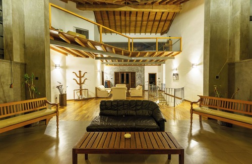 Digana Hotel | “Where Every Path Leads to Heritage — That’s Kandy” Hills ,Lake ,golf