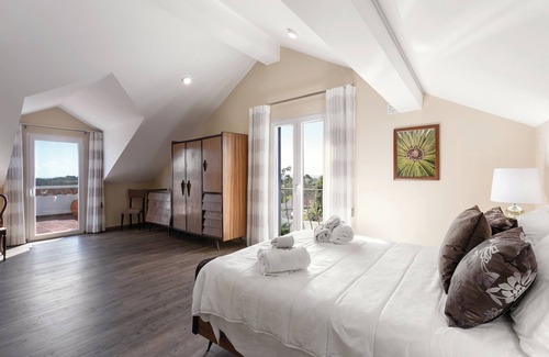 Caldas da Rainha House | Where Rustic meets Luxury