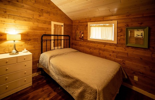 Land O Lakes Cabin | Whippoorwill Cabin on the Lake
