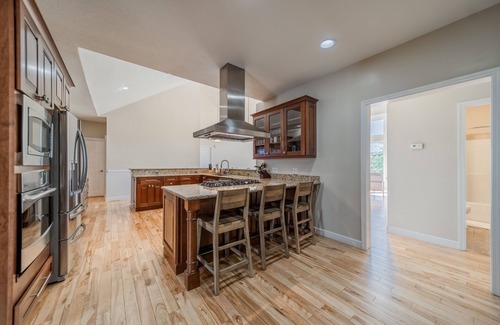 Candler House | Whiskey Way Inn - Amazing Amenities w/Hot Tub/Game Room/Privacy/Views -yet close to it all!