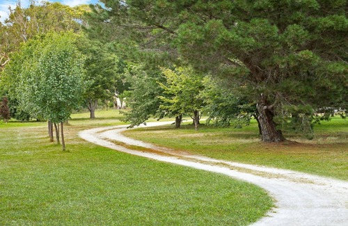 Berrima House | Whisky Creek – rural vistas only a stone's throw from Berrima