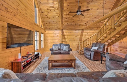 Broken Bow Cabin | WHIT's END country life NEAR all the fun in Hochatown & Broken Bow! HOT TUB too