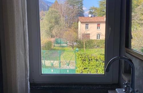 Oliveto Lario House | White Beach House - Lake View Room