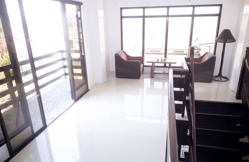 Baguio House | White, Bright & Minimalist Designed Vacation House in Baguio City