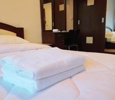 Hat Yai Apartment | White Cloud Family Suite