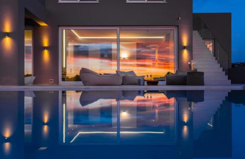 Adele Villa | White Grace - A Seductive World of Luxury