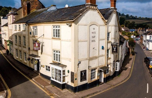 Wiveliscombe Hotel | White Hart