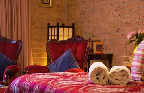 Armidale Hotel | White Lanterns Motel