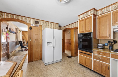 Warren House | White Mountain Escape-All Season Family and Kids Friendly Vacation House