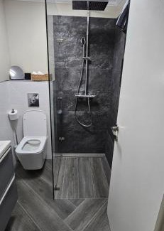 Curtea De Arges Apartment | White rezidence II