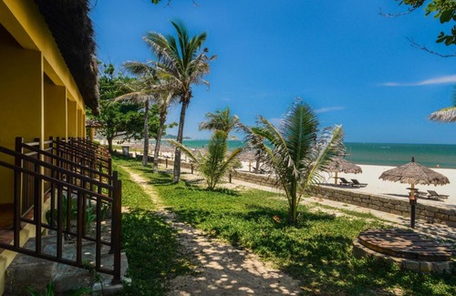 Phu Hai Beach Resort | White Sand Resort Mui Ne