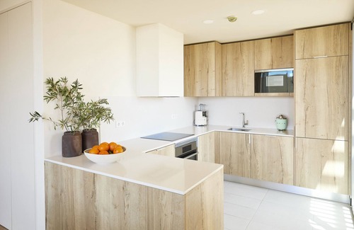 Alporchinhos Hotel | White Shell Beach Villas