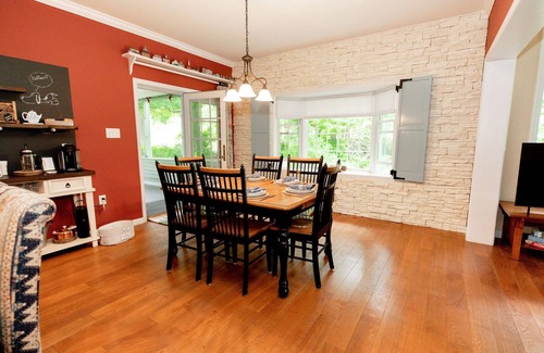 Wilmington House | Whiteface Holiday: Hot Tub, Ski, Family Memories!