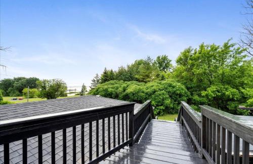 South Bay House | Whitewater The Genoa on Oneida Lake Sleeps 8