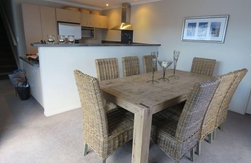 Whitianga House | Whitianga Escape - Relax in Style - Holiday Home