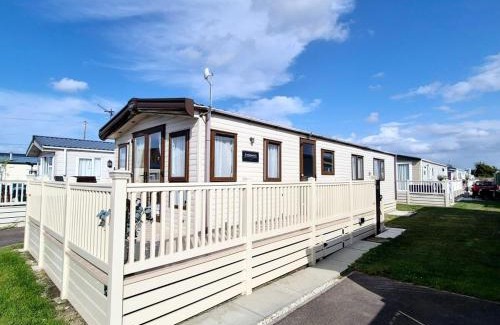 Seasalter House | Whitstable Ambleside