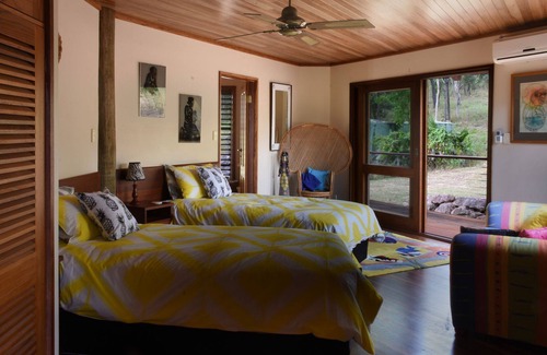 Hideaway Bay Cabin | Whitsundays Tree of Life Eco Retreat