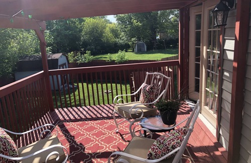 Mason House | Whole house getaway! Relax- you’re close to everything!