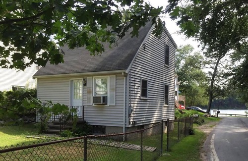 Wenham House | Whole House Steps from Pleasant Pond