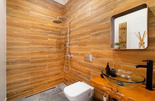 Paco De Arcos Apartment | Whome Relaxed Oeiras Stay with Private Pool