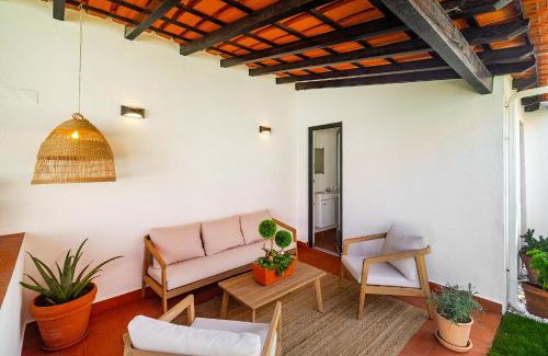 Paco De Arcos Apartment | Whome Relaxed Oeiras Stay with Private Pool