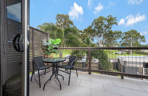 Taranganba Apartment | Why not - Retreat on Cedar!