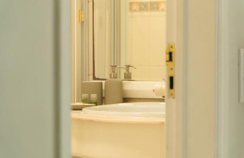 Algueirao - Mem Martins Apartment | Wicalia ShortStays