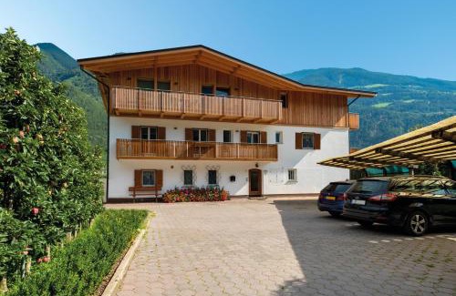 Castelbello-Ciardes Apartment | Wiesenheim