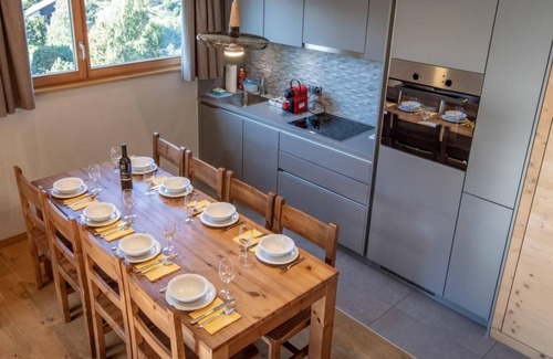 Vercorin Apartment | Wifi, ski-in/ski-out & foot of the slopes, sauna, hammam, tv, ski locker, 72m², Vercorin