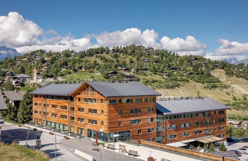 Vercorin Apartment | Wifi, ski-in/ski-out & foot of the slopes, sauna, hammam, tv, ski locker, 22m², Vercorin