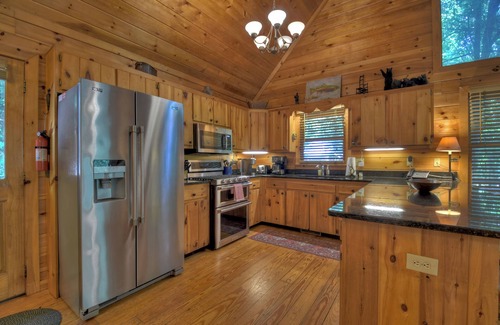 Epworth Cabin | Wild Water Lodge | Hot Tub | Fish From Cabin | Pool Table