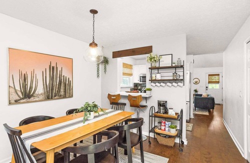 Maplewood Heights House | Wildcat Cottage, Enchanting Home Ten Minutes to Downtown