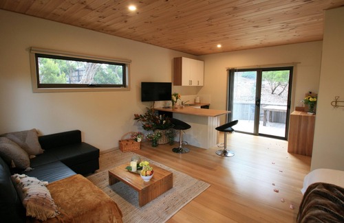 St. Andrews Beach Cabin | Wildcoast Retreat - Cabin 3, St Andrews Beach, Victoria