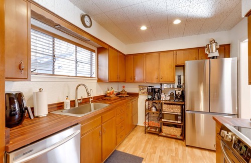 Williams Cottage | Williams Cottage w/Patios & Grill Near Route 66